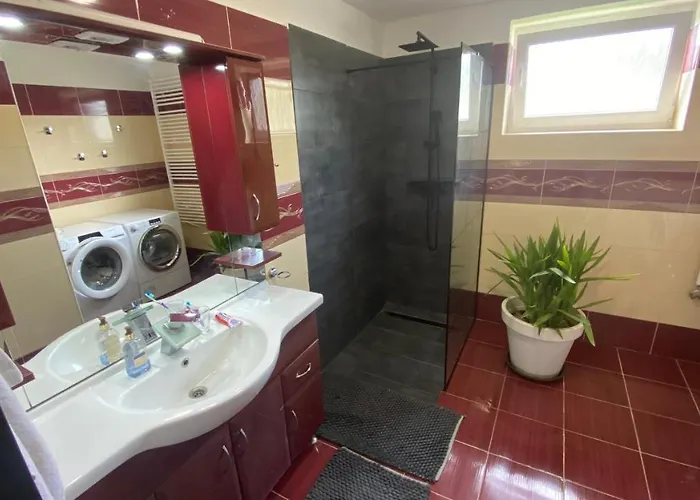 Δωμάτια σε οικογενειακή κατοικία Sunsett+t Hernadszurdok